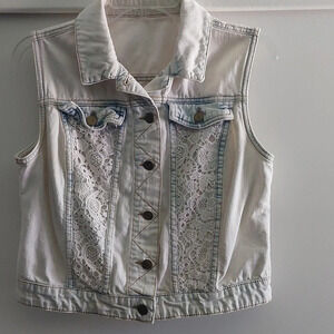 Vintage Crocheted Denim Vest size Medium Y2K lightwash